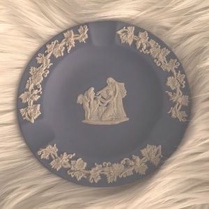 English Wedgwood Jasperware Ashtray or Trinket Dish. Vintage